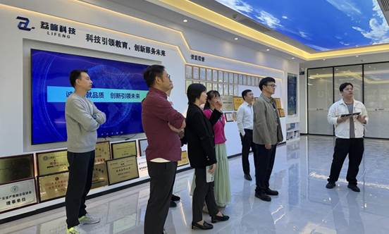 4313c097b4faa225b150d87ae94ea1f